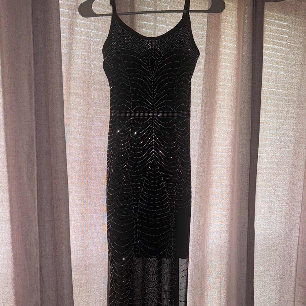 Elegant Black Evening Dress
